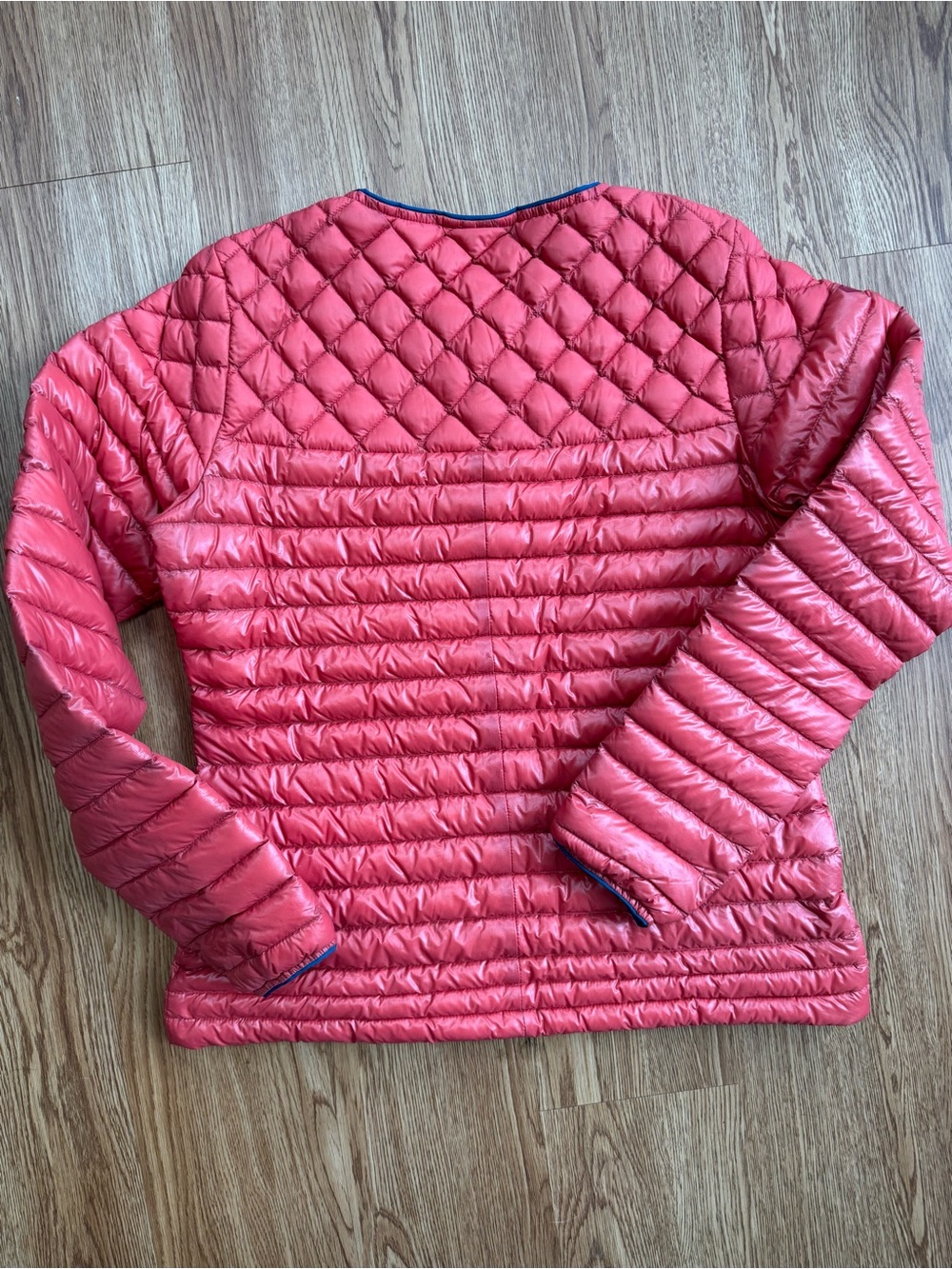 Patagonia Women's AlpLight Down Pullover - Picture 4 of 7